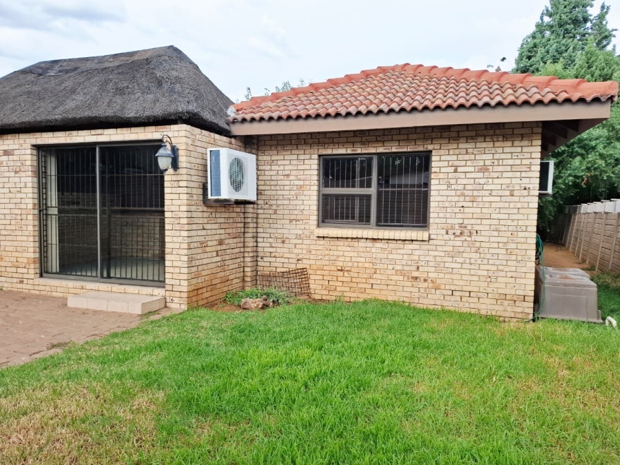 6 Bedroom Property for Sale in Universitas Free State
